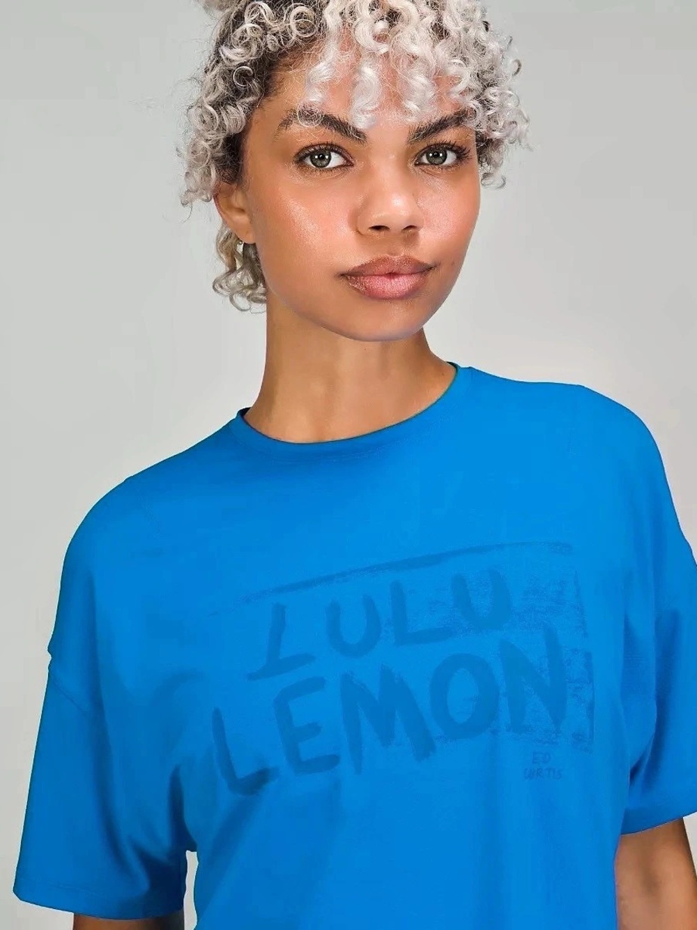 lululemon Abrasion-Resistant Training T-Shirt *Ed Curtis Blue Size 4
